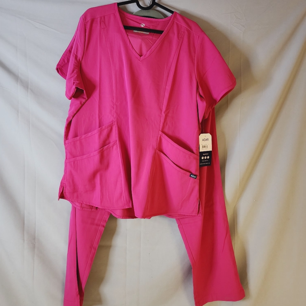 Adar Pro core classic 2 pcs set scrub for women